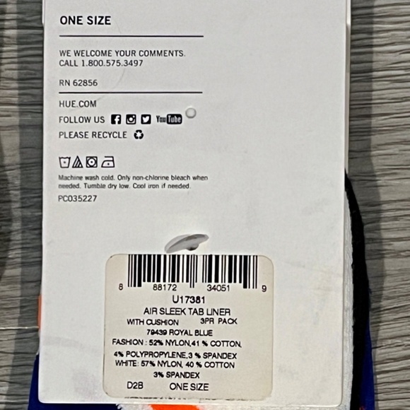 NEW Hue Women's 2- 3 Packs Air Sleek Tab Cushion Socks, Black/White/Blue - Picture 11 of 12